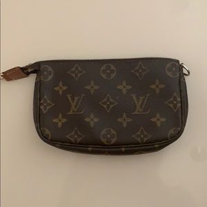 Louis Vuitton make up bag